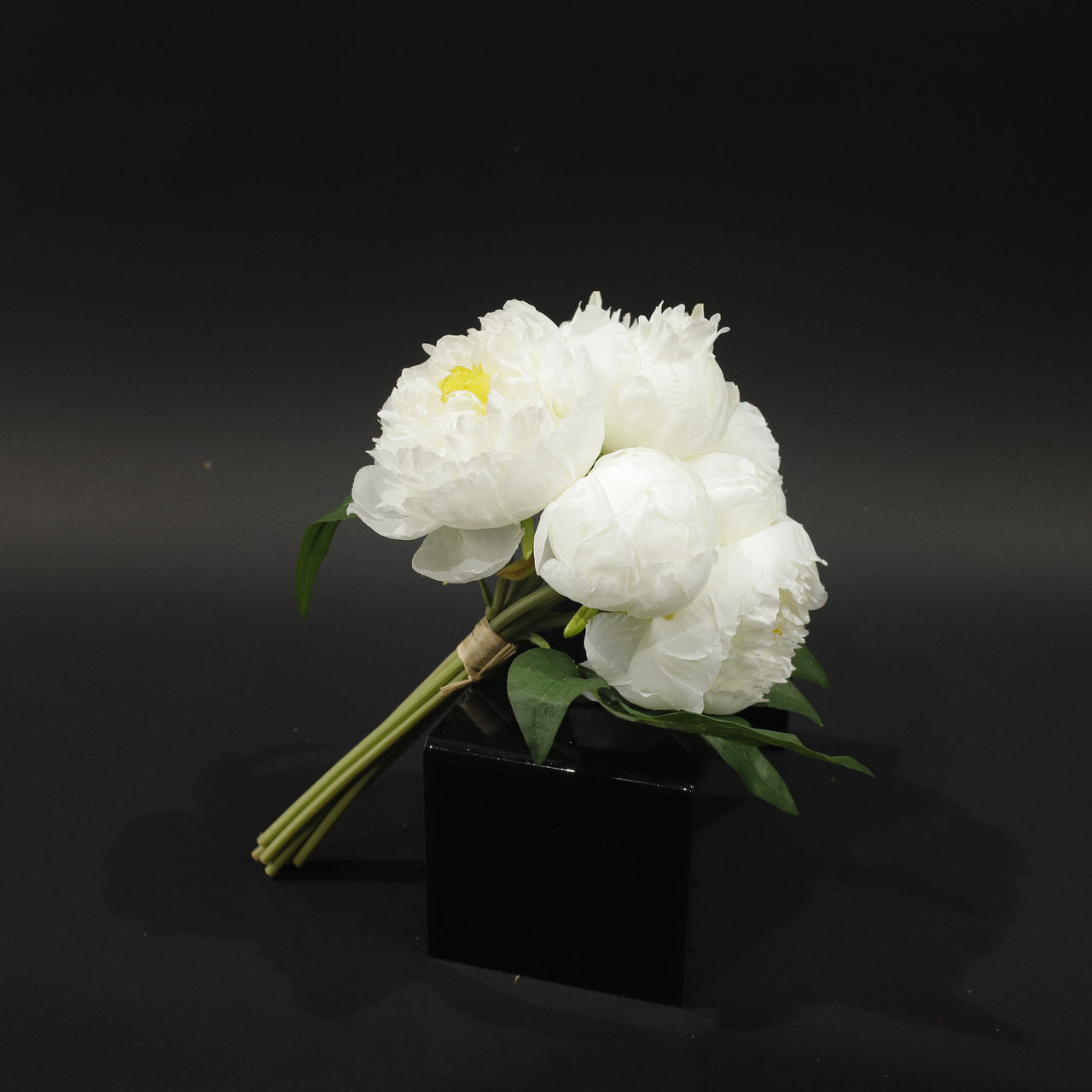 HFL10876 - Cream Open Peony Bq