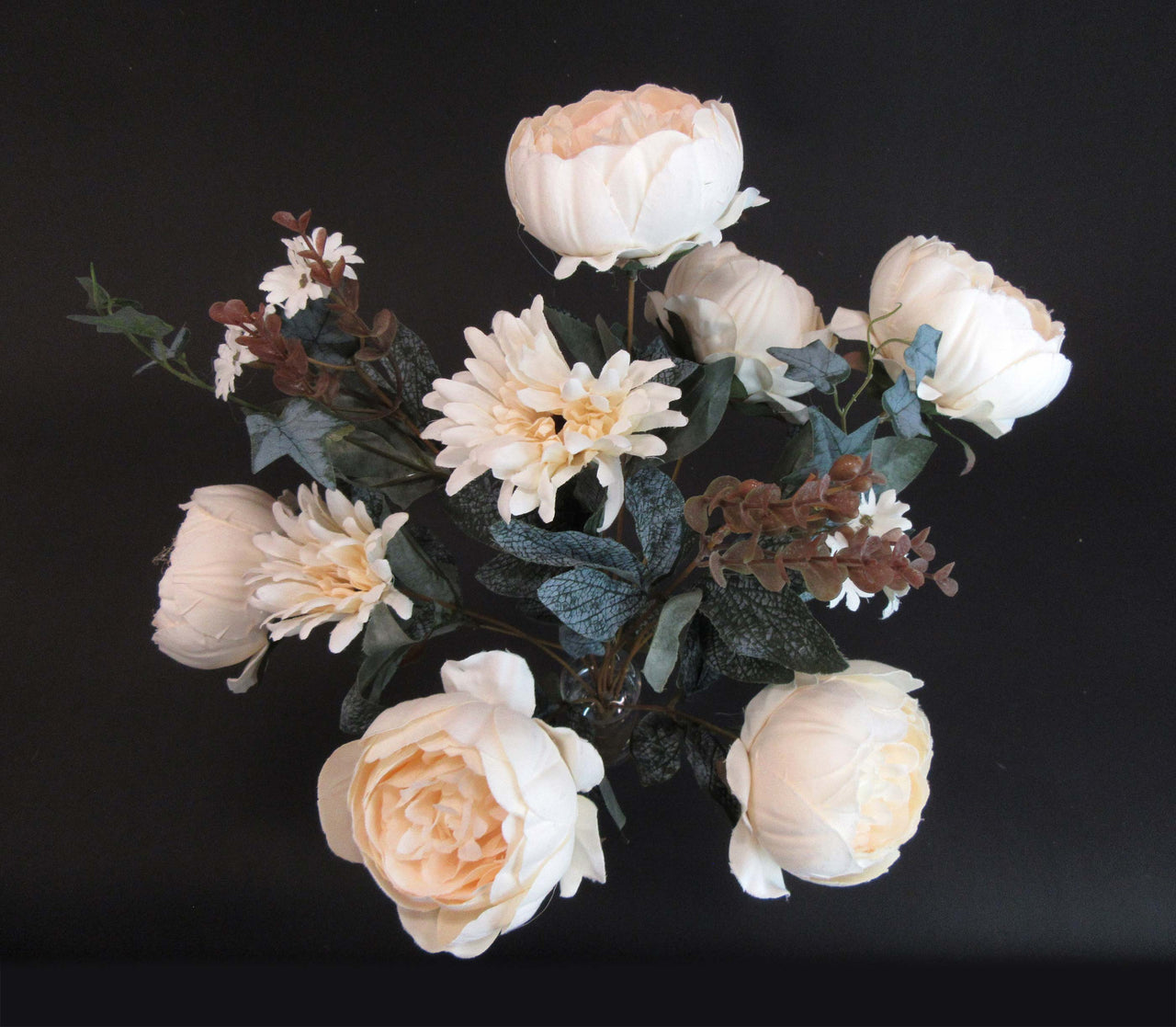 HCFL5832 - Cream Peony/Daisy Bouquet