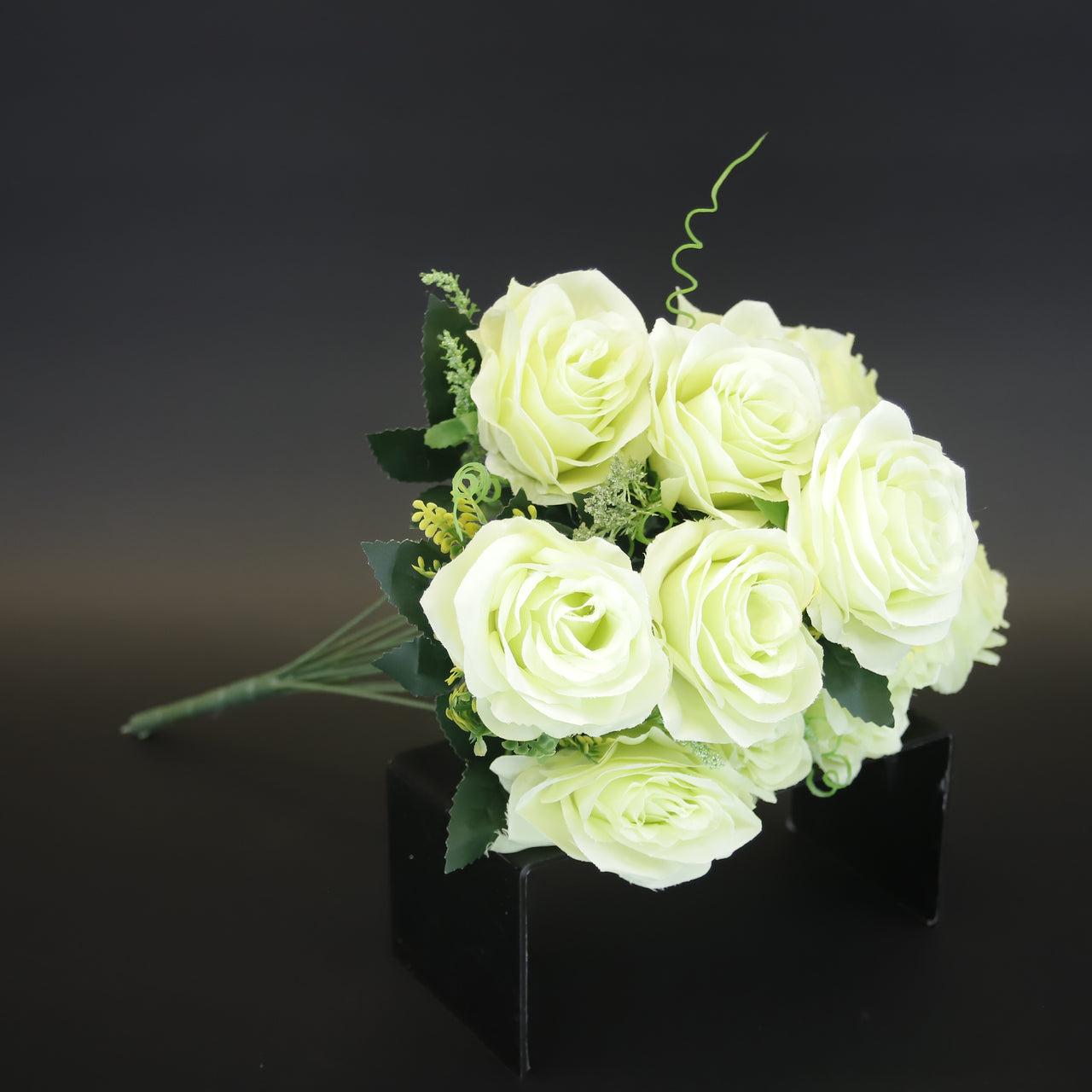 HCFL7986 - Classic Green Rose Bq