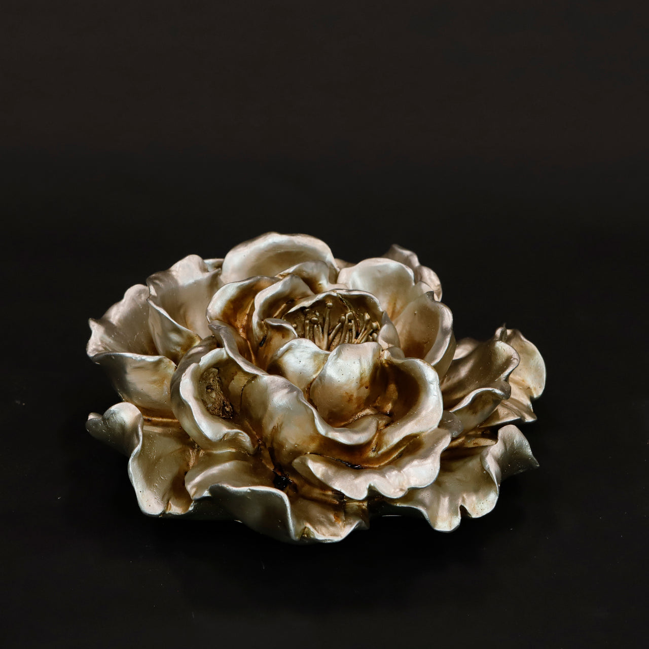 HCHD5393 - Silver Peony Medium