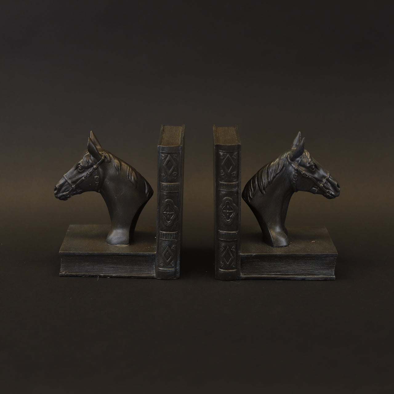 HCHD7744 - Horse Bookends